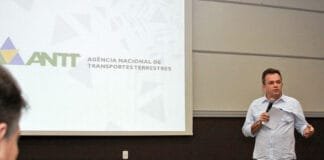 Vander durante segunda audiência da ANTT sobre BR-163