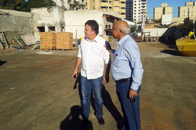 Vander visitou as obras de reforma e amplia&ccedil;&atilde;o da maternidade