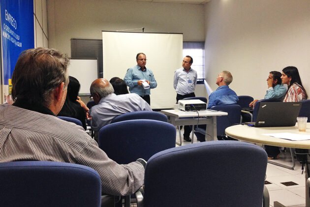 Prefeitos e representantes de munic&iacute;pios discutiram na CEF alternativas para habita&ccedil;&atilde;o popular