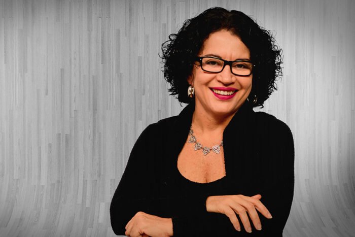 Viviane Mosé será a próxima convidada do projeto Diálogos Contemporâneos Viviane Mosé será a próxima convidada do projeto Diálogos Contemporâneos