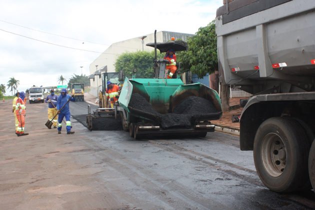 Investimento em recapeamento soma R$ 824 mil (emenda de Vander + contrapartida do Munic&iacute;pio)