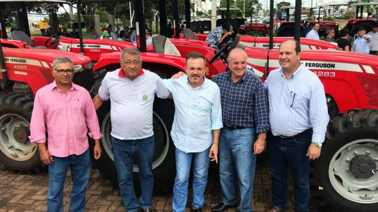 Entrega de patrulhas mecanizadas para a regi&atilde;o de Ponta Por&atilde;