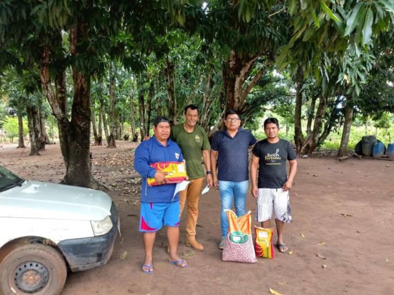 Entrega de sementes nas aldeias Bananal, Ipegue, &Aacute;gua Branca e Lagoinha foi acompanhada pela assessoria do deputado Vander