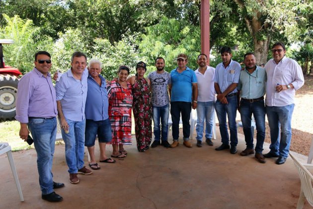 Vander esteve no Assentamento 20 de Mar&ccedil;o para entregar a patrulha mecanizada