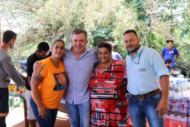 Vander esteve no Assentamento 20 de Mar&ccedil;o para entregar a patrulha mecanizada