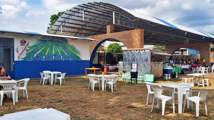 Feira do Produtor se torna ponto de encontro das fam&iacute;lias em Mundo Novo