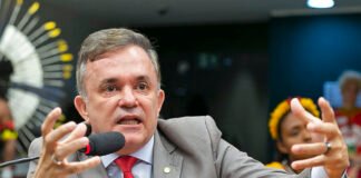 Com voto favorável de Vander, Câmara aprova pedofilia como crime hediondo