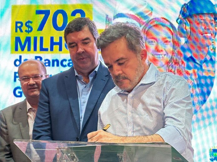 Sob coordenação de Vander, bancada e Estado garantem R$ 702,6 milhões para MS Sob coordenação de Vander, bancada e Estado garantem R$ 702,6 milhões para MS