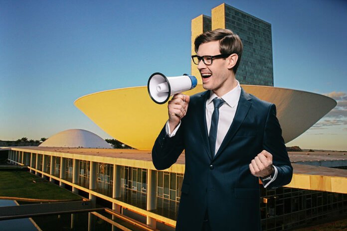 Nenhuma proteção jurídica é absoluta no Estado Democrático de Direito Nenhuma proteção jurídica é absoluta no Estado Democrático de Direito