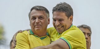 Bolsonaro não pode pegar carona na imunidade de Ramagem Bolsonaro não pode pegar carona na imunidade de Ramagem