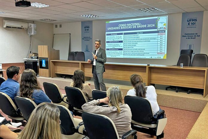 Com apoio de Vander, UFMS qualifica profissionais do SUS para atuarem como preceptores Com apoio de Vander, UFMS qualifica profissionais do SUS para atuarem como preceptores