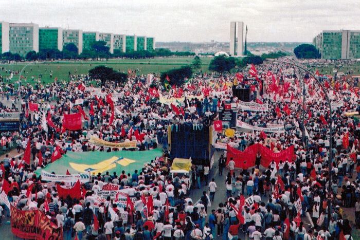 O PT ajudou a transformar o Brasil e agora vislumbra novos desafios