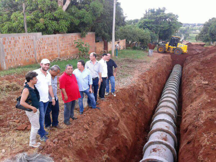 Vander, Sérgio, Luciney e Brito visitaram a obra, que já foi iniciada