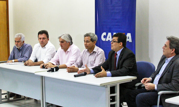 Autoridades anunciaram os contratos do PAC e PAC 2 para Campo Grande