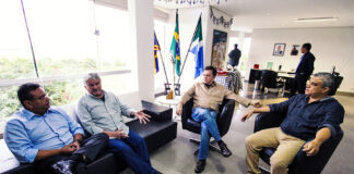 Reunião tratou de emendas dos parlamentares para Corumbá (Foto: Clóvis Neto)