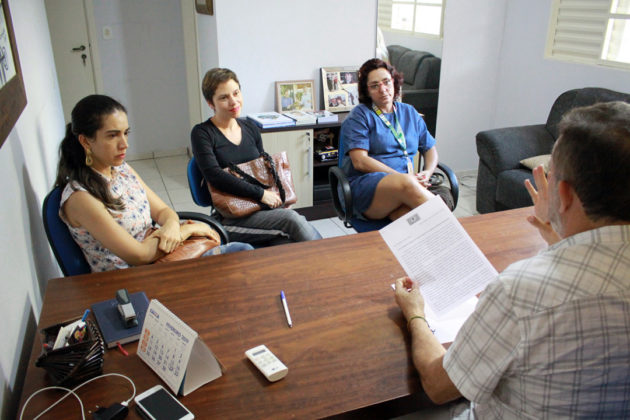 Grupo de nutricionistas visitou Vander para pedir apoio do deputado em favor do Consea