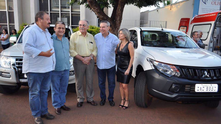 Deputado foi representado por Eduardo em inauguração de posto de saúde e entrega de veículos