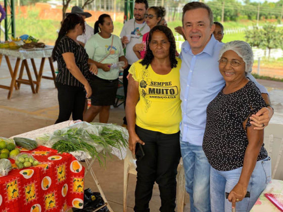 Em Sonora, Vander participou da inauguração da Feira do Produtor e de obra de abastecimento de água.