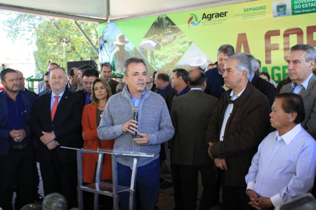 Entrega representa mais uma etapa do trabalho de Vander e Zeca em prol da agricultura familiar