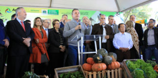 Entrega representa mais uma etapa do trabalho de Vander e Zeca em prol da agricultura familiar