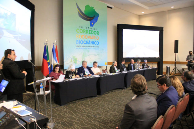 Reunião em Campo Grande contou com autoridades do Brasil, Paraguai, Argentina e Chile.