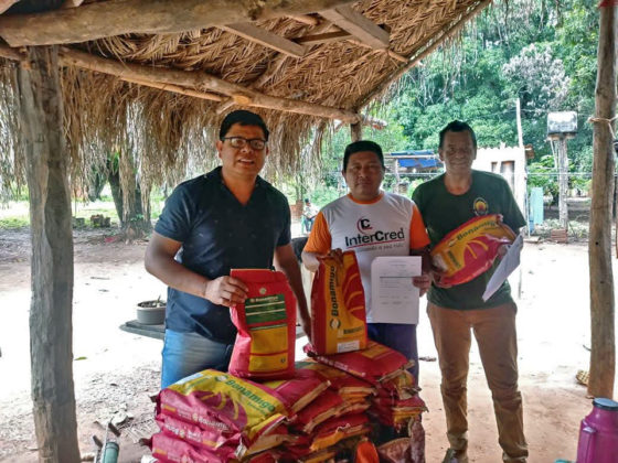 Entrega de sementes nas aldeias Bananal, Ipegue, Água Branca e Lagoinha foi acompanhada pela assessoria do deputado Vander