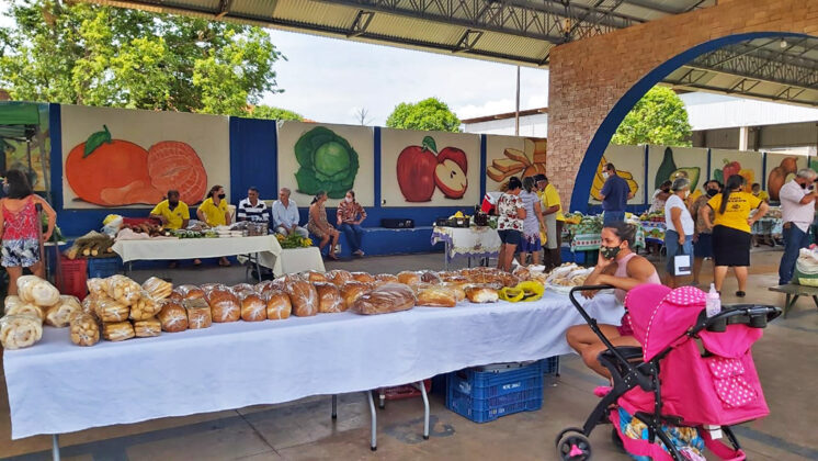 Feira do Produtor se torna ponto de encontro das famílias em Mundo Novo