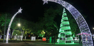 Iluminação de Natal em Juti