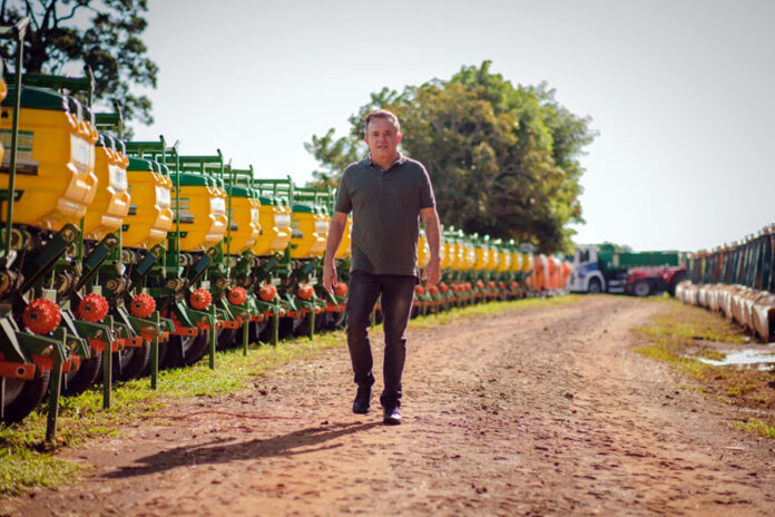 Trabalho de Vander garante mais 363 equipamentos para agricultura familiar de MS