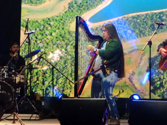 Com apoio de Vander, festival Vozes na Fronteira foi sucesso em Porto Murtinho