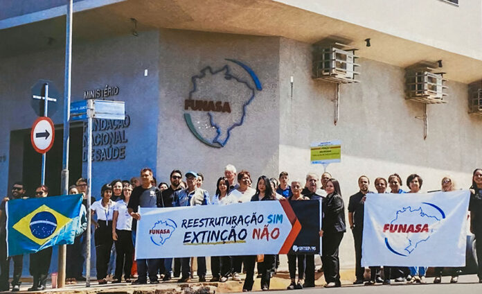 Vander garante apoio a servidores para reestruturação da Funasa