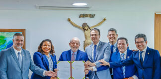 Vander comemora lei sancionada por Lula que cria o "Desenrola do Fies"