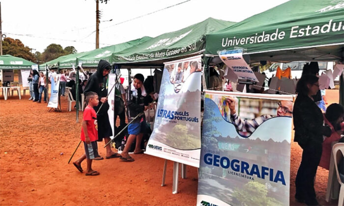 Com apoio de Vander, "Uems na Comunidade" leva ciência e cultura para população