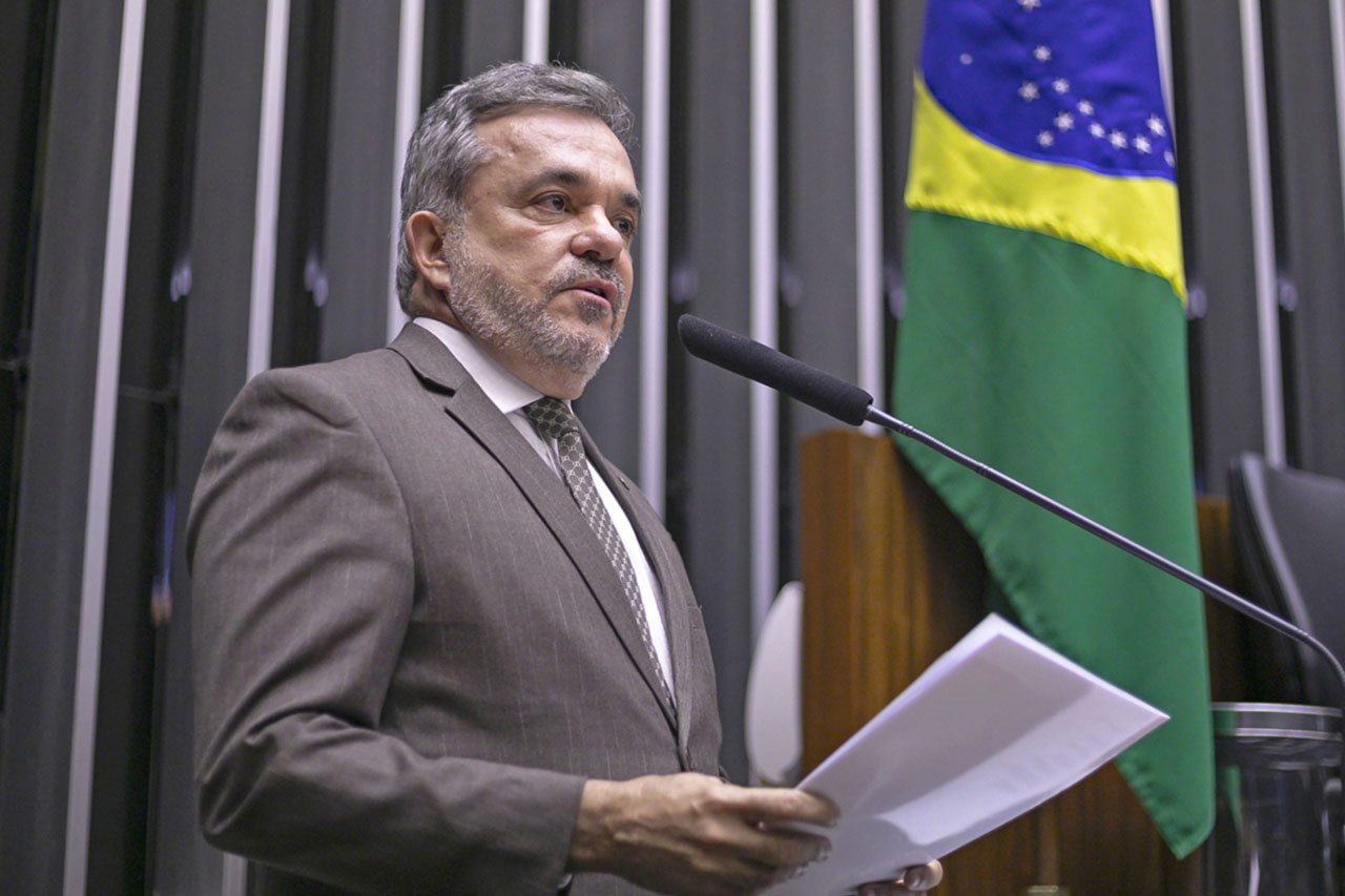 Deputado Federal Vander Loubet (PT-MS)