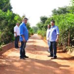Douglas e Vander visitaram o principal acesso à Ponte Boiadeira e aos frigoríficos