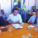 Landmark e Vander ao lado do superintendente Anízio Tiago