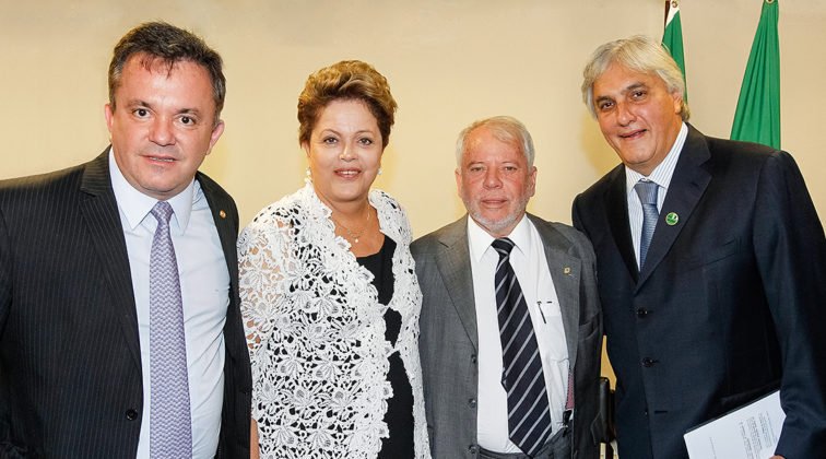 Bancada do PT-MS (Vander, Biffi e Delc&iacute;dio) com a presidenta Dilma