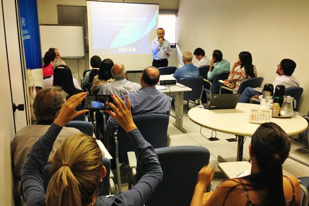 Prefeitos e representantes de munic&iacute;pios discutiram na CEF alternativas para habita&ccedil;&atilde;o popular