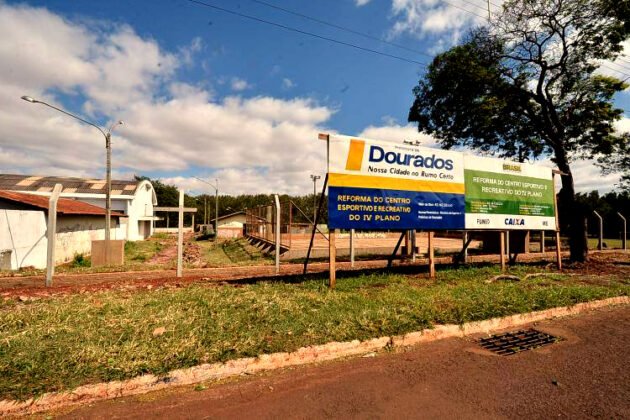 Pra&ccedil;as de Dourados est&atilde;o recebendo melhorias viabilizadas por Vander