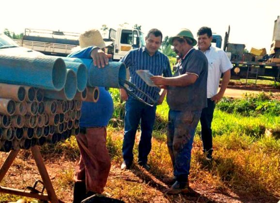 Prefeito Bispo esteve no local de perfura&ccedil;&atilde;o acompanhando os trabalhos da Funasa