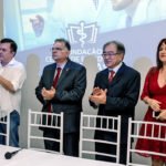Assinaram o convênio Vander, Tavares e Tiguman (Foto: Marcos Pires)