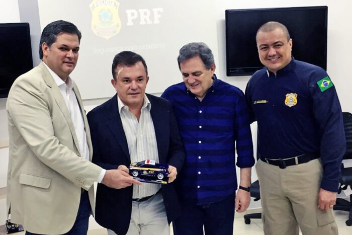 Vander, que é membro titular da CMO, ajudou na viabilização dos recursos para PRF