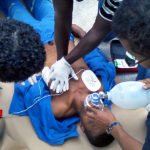 Os cinco CRS estão recebendo equipamentos como desfibriladores, camas hospitalares, monitores multiparamétricos, eletrocardiógrafos e ventiladores pulmonares