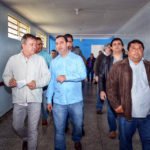 Vander visitou o hospital na companhia do prefeito, secretários e vereadores