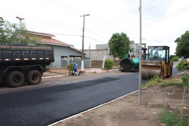 Investimento em recapeamento soma R$ 824 mil (emenda de Vander + contrapartida do Munic&iacute;pio)