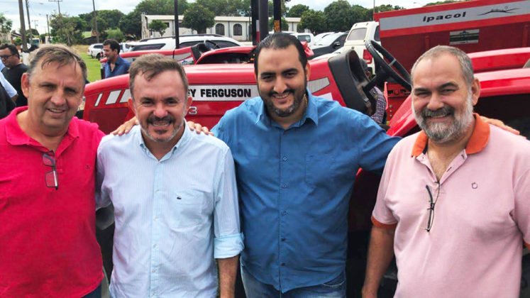 Entrega de patrulhas mecanizadas para a regi&atilde;o de Itaquira&iacute;