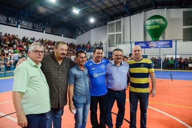Gin&aacute;sio Poliesportivo de Aquidauana foi reinaugurado
