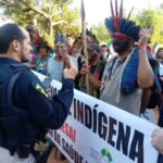 Indígenas protestaram na BR-262 em defesa da Sesai