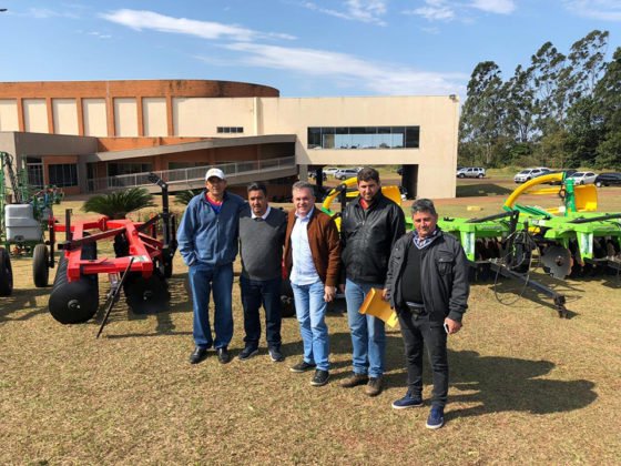 Foram entregues quase R$ 3 milh&otilde;es em obras e a&ccedil;&otilde;es viabilizadas por Vander e Zeca em parceria com o Estado