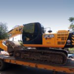 Escavadeira hidráulica viabilizada por Vander já chegou em Anastácio